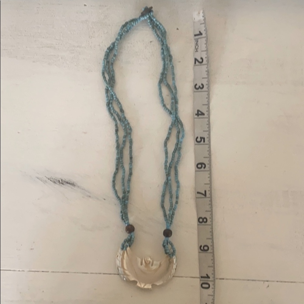 Real shell necklace - Picture 3 of 3